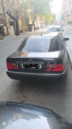 Mercedes E 280 1998, 270,000 km - 2.8 l - Bakı