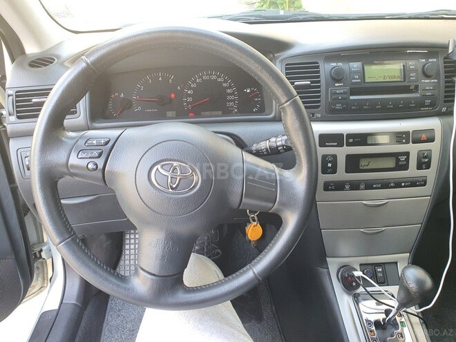 Toyota Corolla 2006, 185,000 km - 1.4 l - Bakı