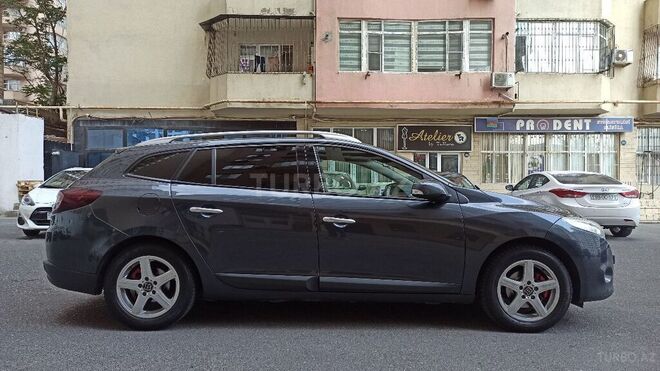 Renault Megane 2011, 200,000 km - 1.5 l - Bakı