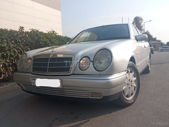 Mercedes E 320 1995, 300,000 km - 3.2 l - Bakı