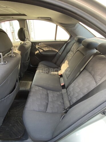 Mercedes C 200 2000, 280,000 km - 2.0 l - Bakı