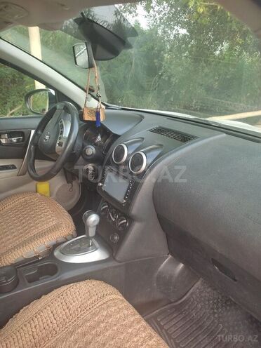 Nissan Qashqai 2011, 233,000 km - 2.0 l - Sabirabad