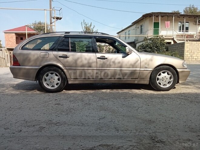 Mercedes C 220 1998, 407,400 km - 2.2 l - Sumqayıt