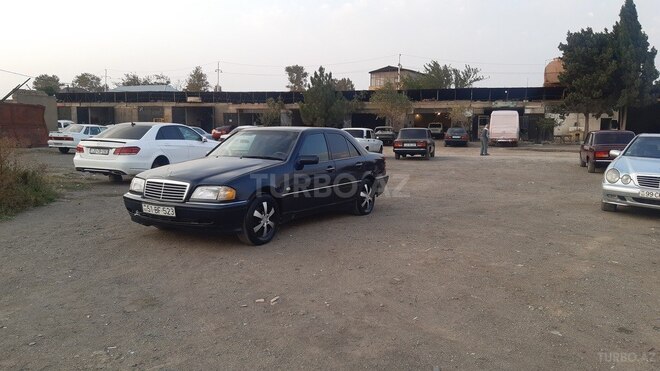 Mercedes C 200 1996, 323,000 km - 2.0 l - Gəncə