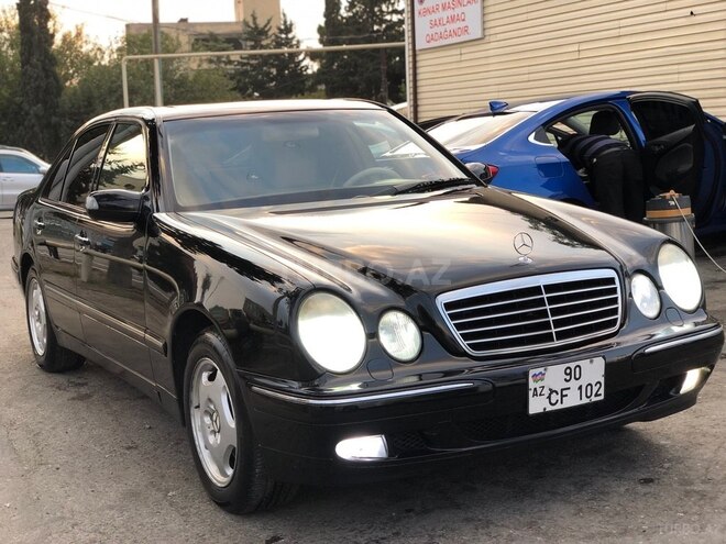 Mercedes E 320 2001, 274,123 km - 3.2 l - Bakı