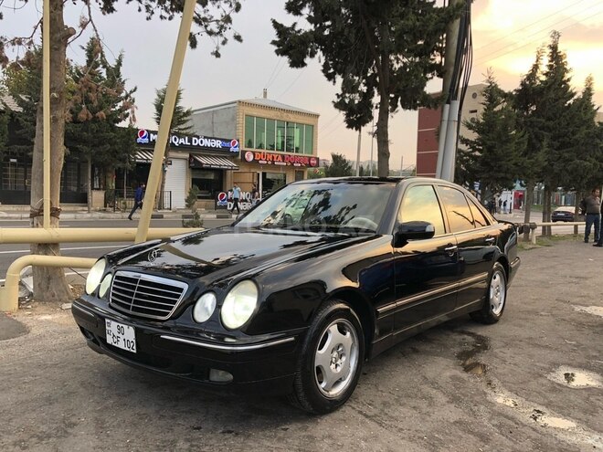 Mercedes E 320 2001, 274,123 km - 3.2 l - Bakı