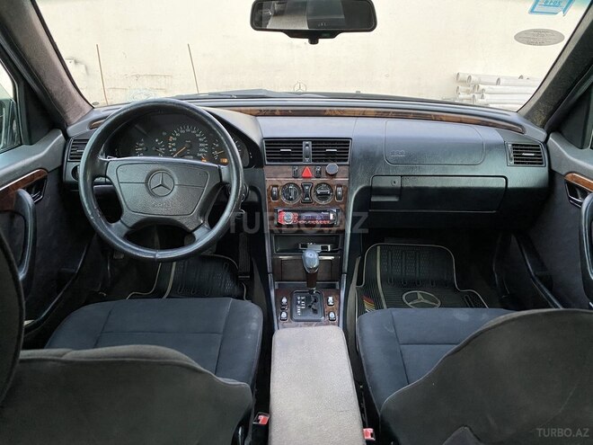 Mercedes C 180 1997, 267,890 km - 1.8 l - Gəncə