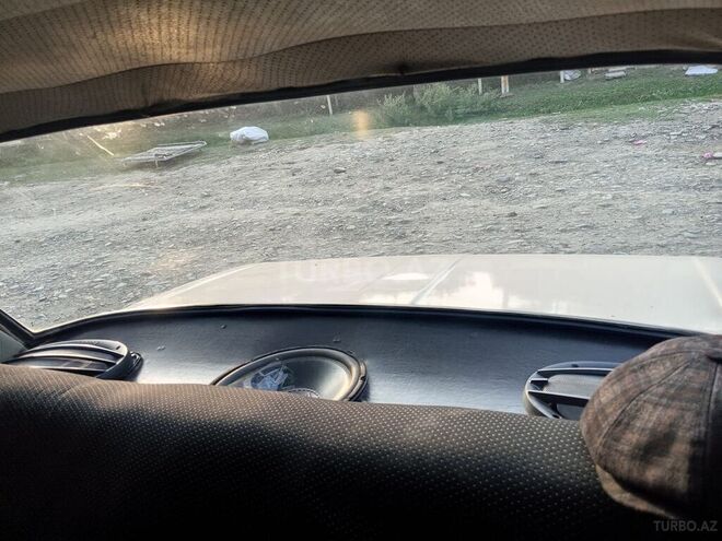 LADA (VAZ) 2106 1988, 180,000 km - 1.5 л - Samux