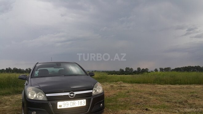 Opel Astra 2005, 239,624 km - 1.8 l - Zaqatala