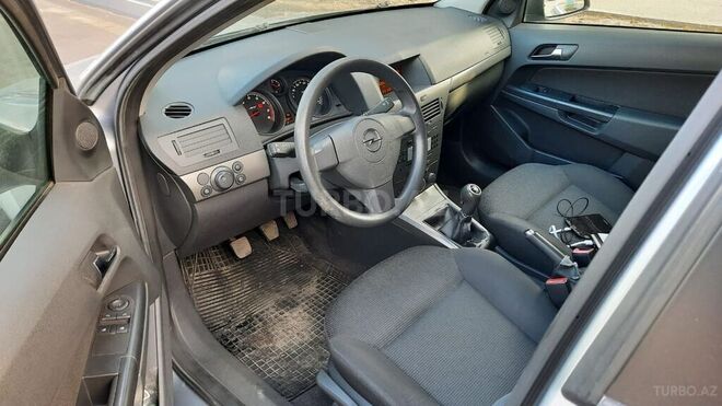 Opel Astra 2005, 267,000 km - 1.4 л - Bakı