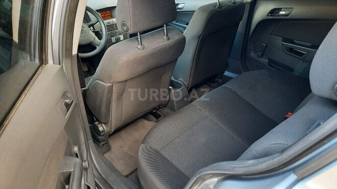 Opel Astra 2005, 267,000 km - 1.4 л - Bakı
