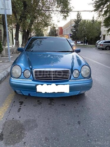 Mercedes E 240 1998, 160,000 km - 2.4 l - Bakı