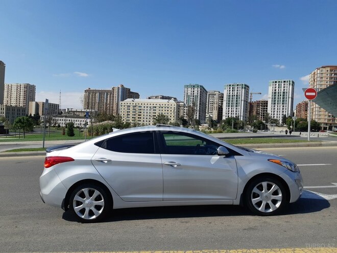 Hyundai Elantra 2012, 198,000 km - 1.8 л - Bakı