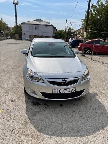 Opel Astra 2010, 200,000 km - 1.3 l - Bakı