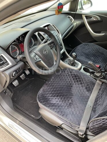 Opel Astra 2010, 200,000 km - 1.3 l - Bakı