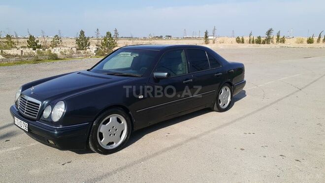 Mercedes E 230 1996, 303,000 km - 2.3 л - Bakı