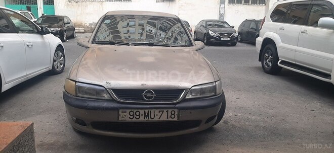 Opel Vectra 1997, 410,000 km - 2.0 l - Saatlı