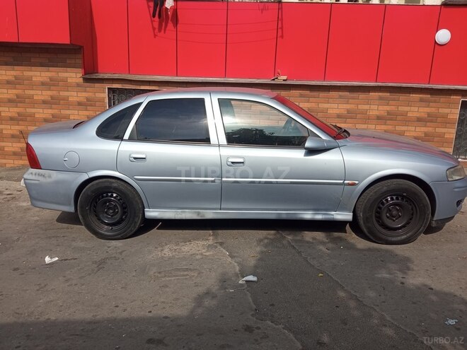 Opel Vectra 1997, 365,000 km - 2.0 l - Bakı