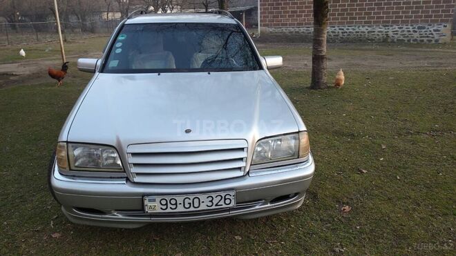 Mercedes C 180 1999, 200,000 km - 1.8 l - Zaqatala