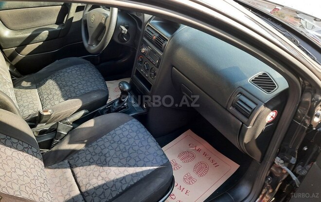 Opel Astra 1998, 390,000 km - 2.0 l - Bakı