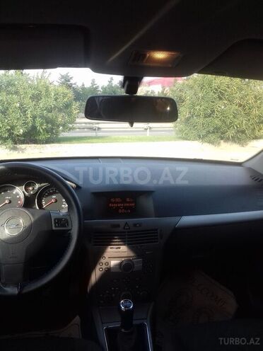Opel Astra 2004, 142,000 km - 1.4 l - Bakı
