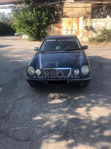Mercedes E 320 1999, 470,000 km - 3.2 l - Bakı