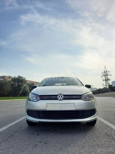Volkswagen Polo 2014, 245,000 km - 1.6 l - Bakı