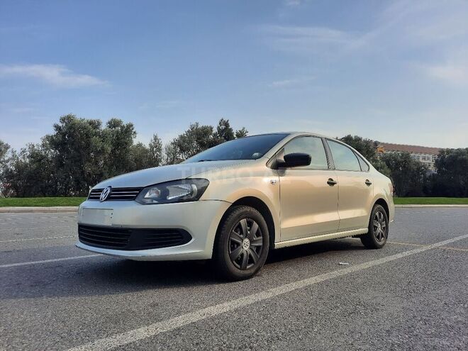 Volkswagen Polo 2014, 245,000 km - 1.6 l - Bakı