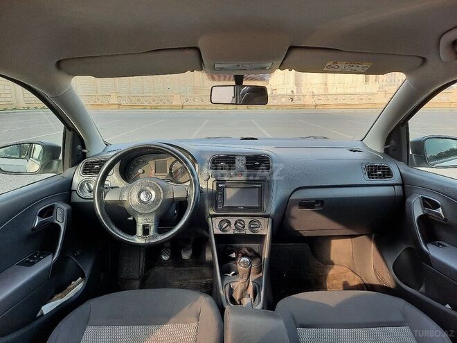 Volkswagen Polo 2014, 245,000 km - 1.6 l - Bakı