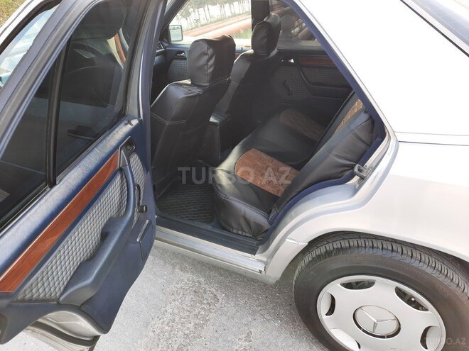 Mercedes E 230 1991, 340,000 km - 2.3 l - Bakı