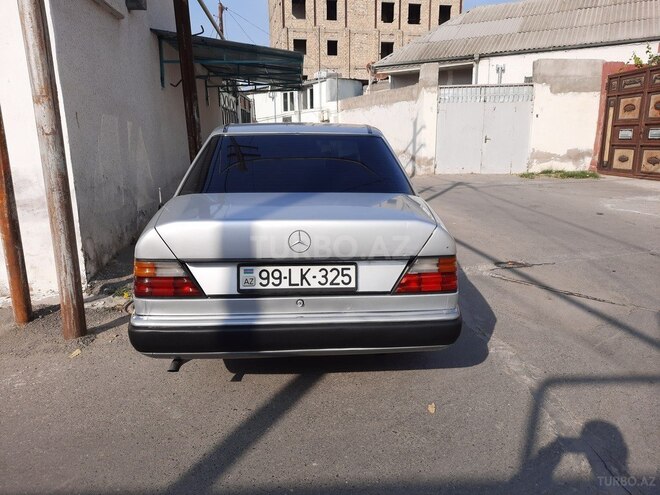 Mercedes E 230 1991, 340,000 km - 2.3 l - Bakı