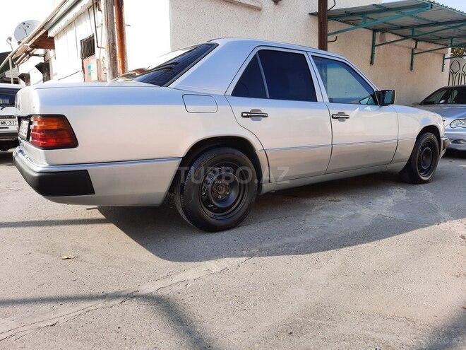 Mercedes E 230 1991, 340,000 km - 2.3 l - Bakı