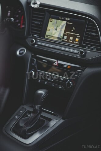 Hyundai Elantra 2017, 43,100 km - 1.6 l - Bakı
