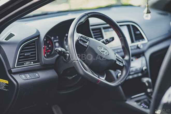 Hyundai Elantra 2017, 43,100 km - 1.6 l - Bakı