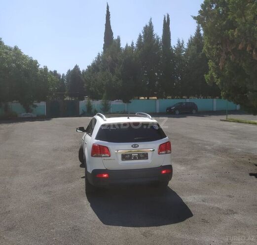 Kia Sorento 2011, 99,000 km - 2.4 l - Masallı
