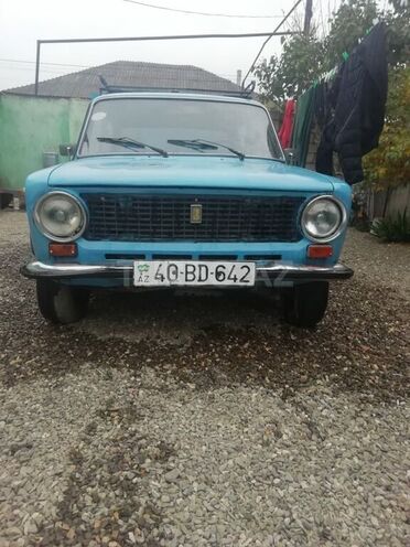 LADA (VAZ) 2101 1972, 100,000 km - 1.5 l - Quba