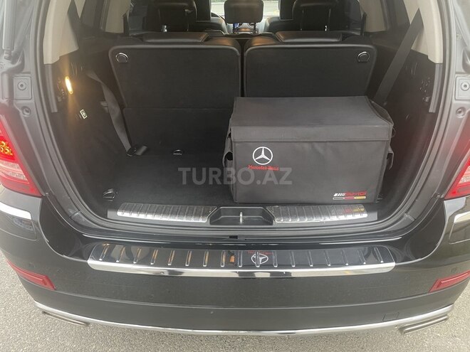 Mercedes GL 550 2006, 259,000 km - 5.5 l - Bakı