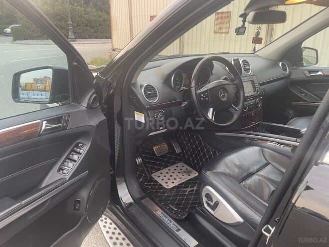 Mercedes GL 550 2006, 259,000 km - 5.5 l - Bakı