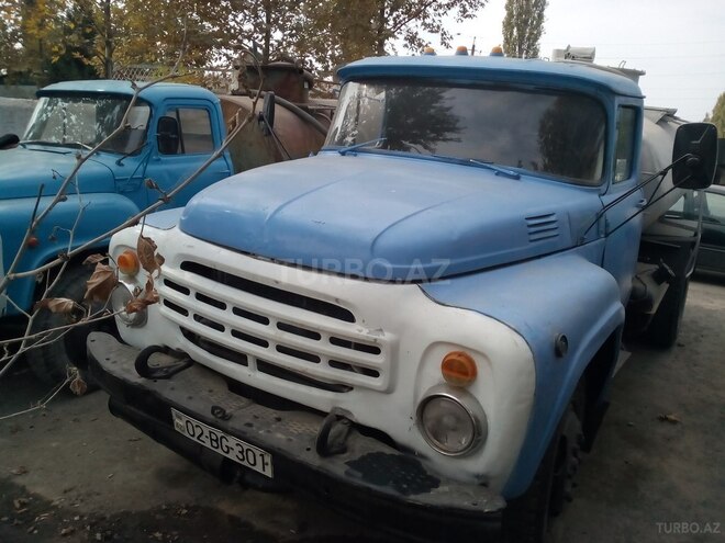 ZIL 130 1986, 900,000 km - 6.0 l - Bərdə