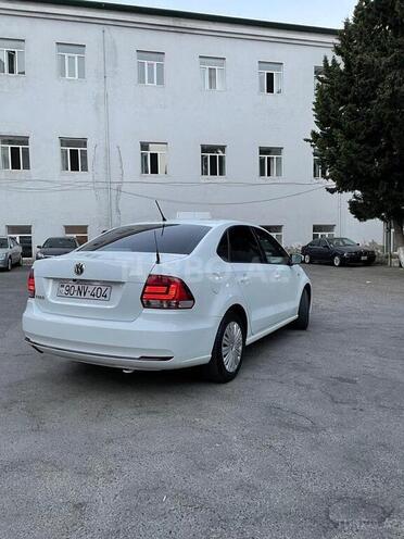 Volkswagen Polo 2015, 121,000 km - 1.6 л - Bakı