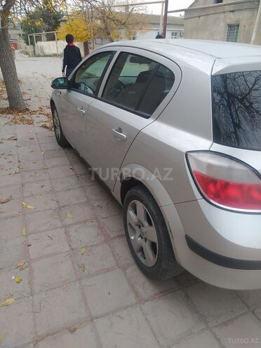 Opel Astra 2005, 240,000 km - 1.4 l - Bakı