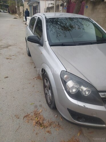 Opel Astra 2005, 240,000 km - 1.4 l - Bakı
