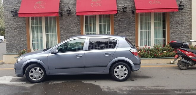 Opel Astra 2005, 209,000 km - 1.4 л - Bakı