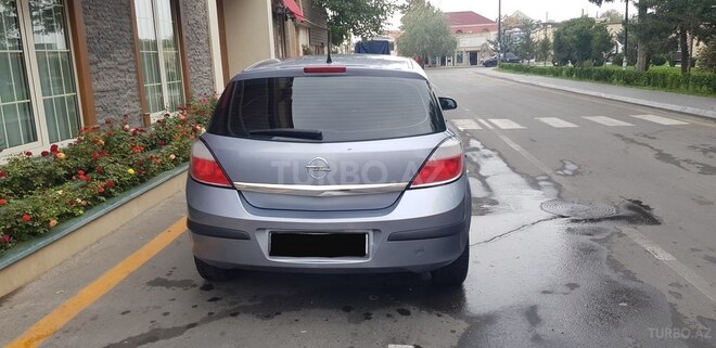 Opel Astra 2005, 209,000 km - 1.4 л - Bakı