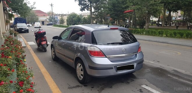 Opel Astra 2005, 209,000 km - 1.4 л - Bakı