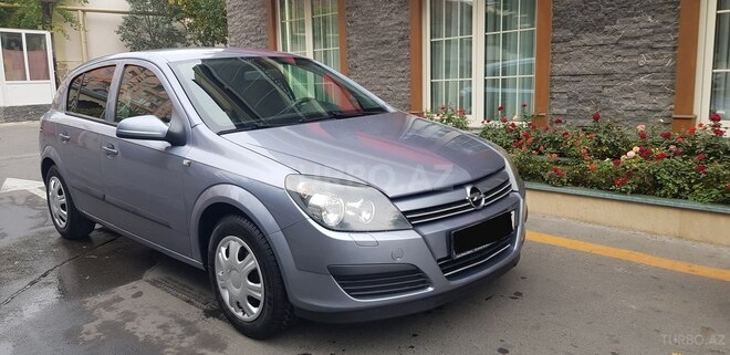 Opel Astra 2005, 209,000 km - 1.4 л - Bakı