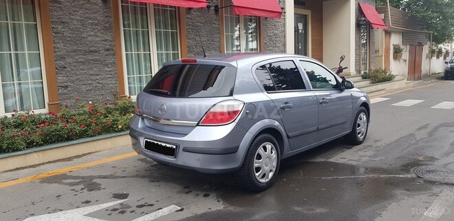 Opel Astra 2005, 209,000 km - 1.4 л - Bakı