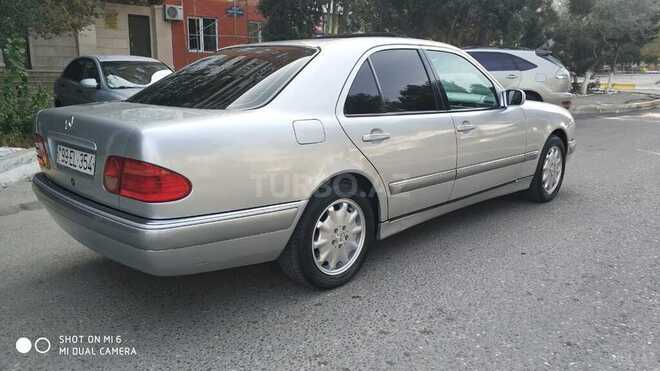 Mercedes E 260 1999, 338,128 km - 2.6 l - Sumqayıt