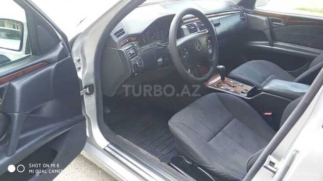 Mercedes E 260 1999, 338,128 km - 2.6 l - Sumqayıt