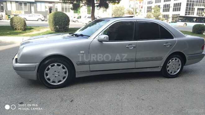 Mercedes E 260 1999, 338,128 km - 2.6 l - Sumqayıt